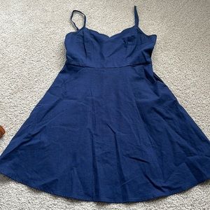 Linen navy dress with back detail